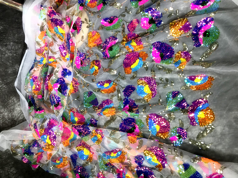 Colorful Crystal Sequins Flowe - Crystal Mesh Fabric reseña y precio