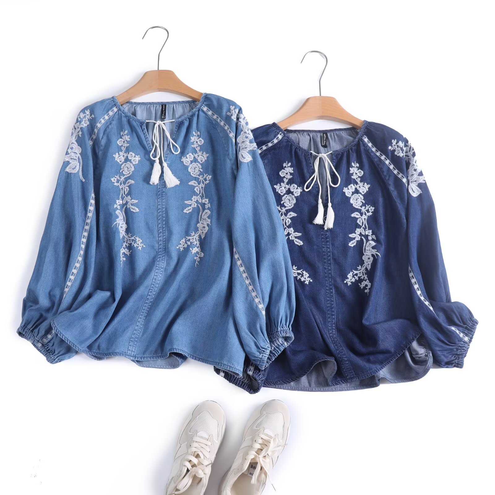 Women Denim Blouse Top Flower  - Tassel Fringe Trim reseña y precio
