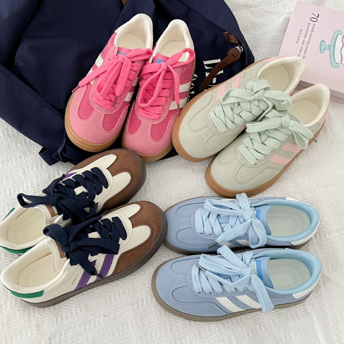 Vintage-style sneakers for wom - Guipure Lace Panel reseña y precio
