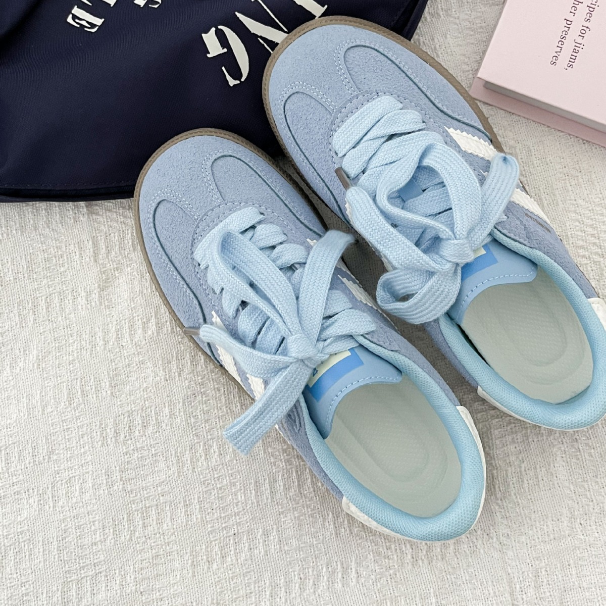 Vintage-style sneakers for wom - Guipure Lace Panel reseña y precio