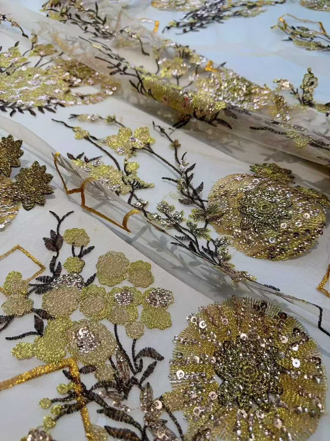 High Couture Crystal Irregular - Crystal Mesh Fabric reseña y precio
