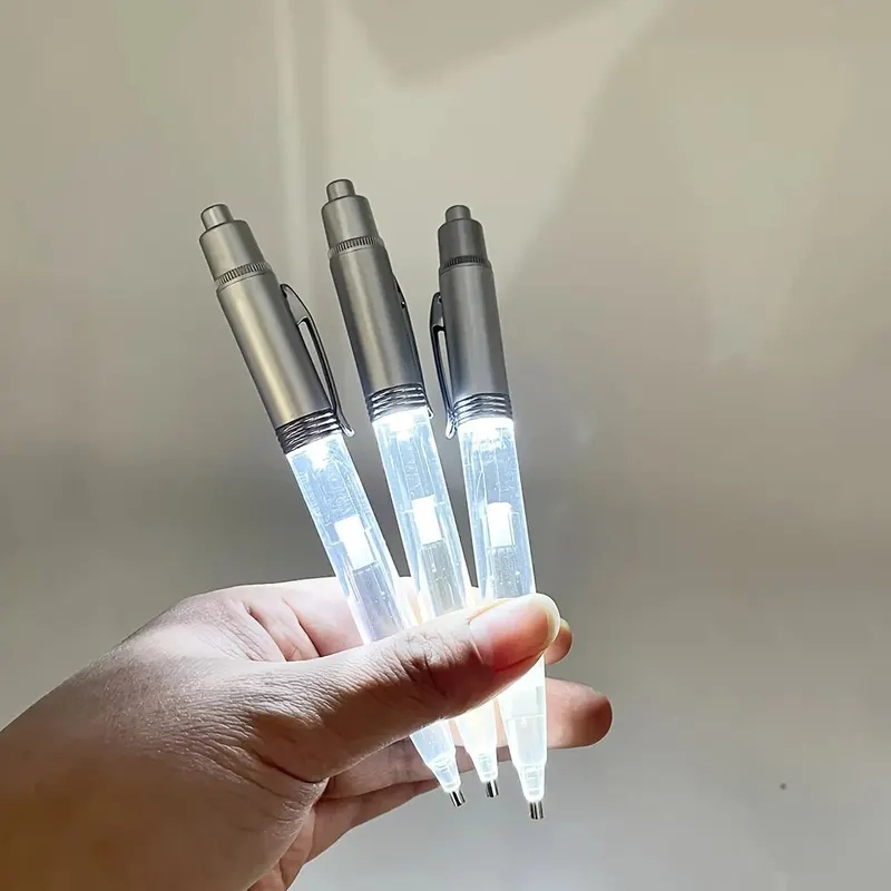 LED Light Diamond Painting Pen - Embroidery Embellishments reseña y precio